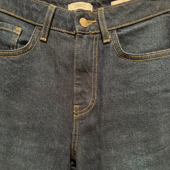 Forever 21 90’s Fit Jeans - Picture 2 of 4